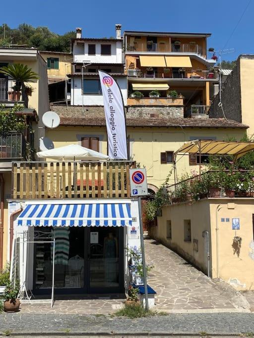 Alele2 Alloggio Turistico Trevignano Romano Exteriér fotografie